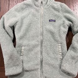 Patagonia women’s jacket, full zip