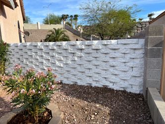 Concrete blocks / retaining wall / retaining blocks / wall bc