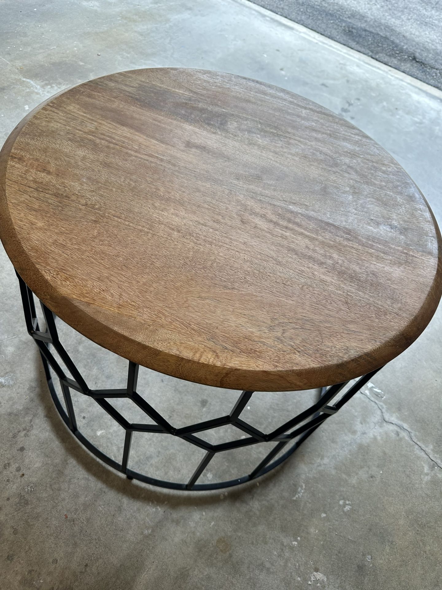 Round Coffee Table