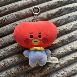 BT21 TATA PLUSHIE KEYCHAIN