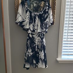 Vince Camuto Dress Size S
