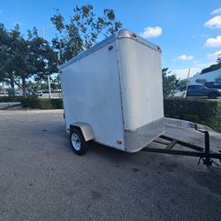 Trailer 5x8 "2011" Used, But Pulls Great No Leaks 6ft Height Interior Clean Documentation In Hand ✋️ READ DESCRIPTION FIRST, LEA PRIMERO. 