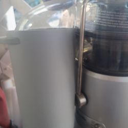 Mixer All Parts Are There Don't Work I Paid They said Work O Got Scam So Selling Parts 