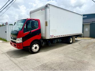 2017 hino 195