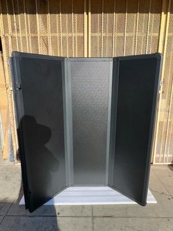 2005 to 2026 Nissan Frontier 5ft Bed Size Trifold Hardtop Cover Chipped tapa dura