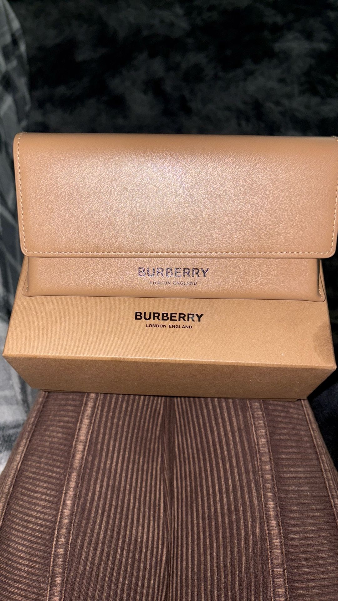 BURBERRY GLASSES with Case N Cloth 