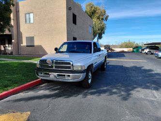 Dodge ram 2500 v10 1999