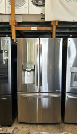 LG Stainless Steel French Door Fridge with IceMaker