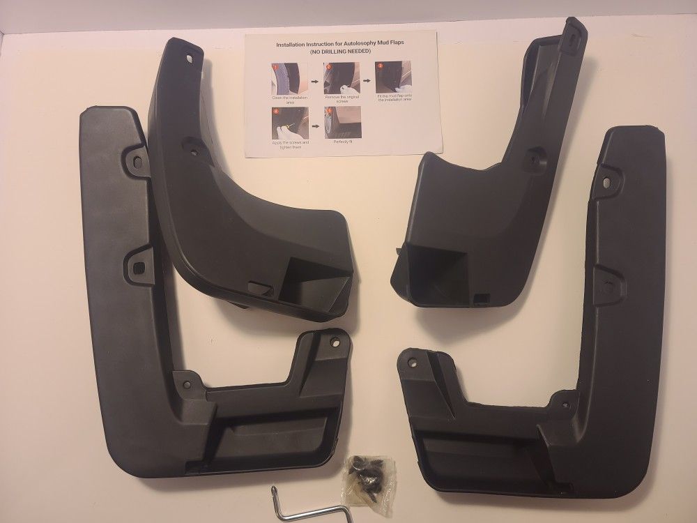 Highlander Mudguards 4 Piece Set 20-22 Highlander FWD LE & XLE - Toyota (CP-D1).