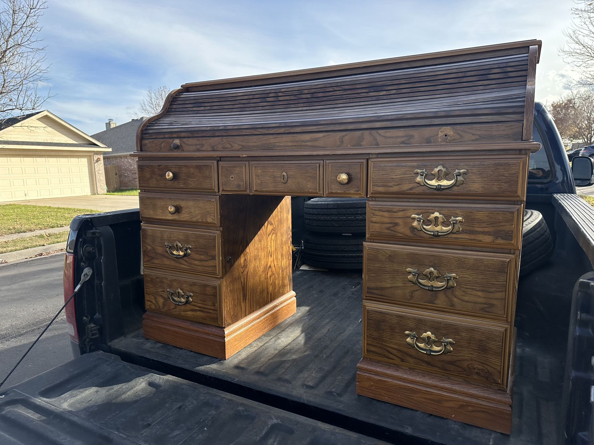 Beautiful Antique Rolltop Desk