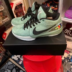 Nike Kobe 4 Protro “Girl Dad”