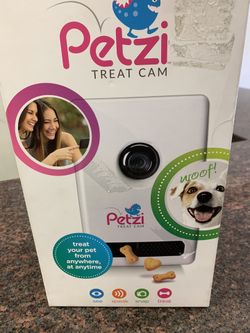 Petzi treat cam