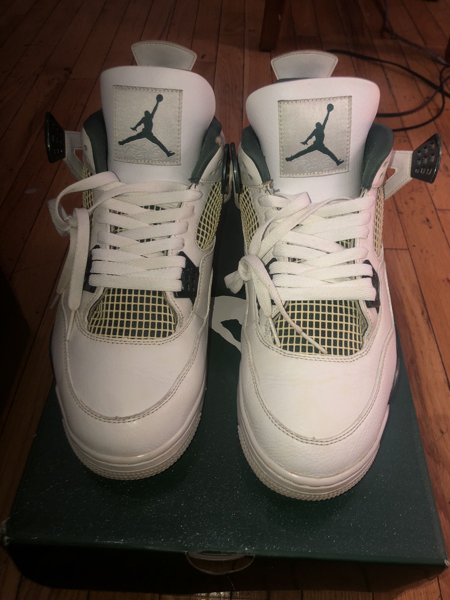 Size 13 Mens $50