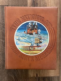 NATIONAL AIR AND SPACE MUSEUM TEXT BY C.D.B. BRYAN 1979 LE #1532/2500 LEATHER