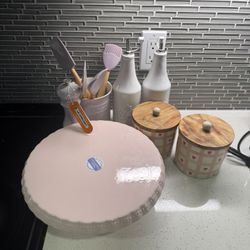 Kitchenware 