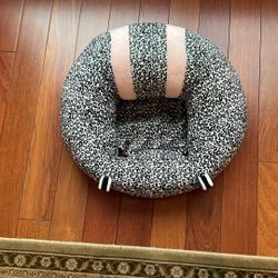 Small Lounger For Small Animals 