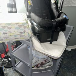 Newborn Car seat / Changing Table. 