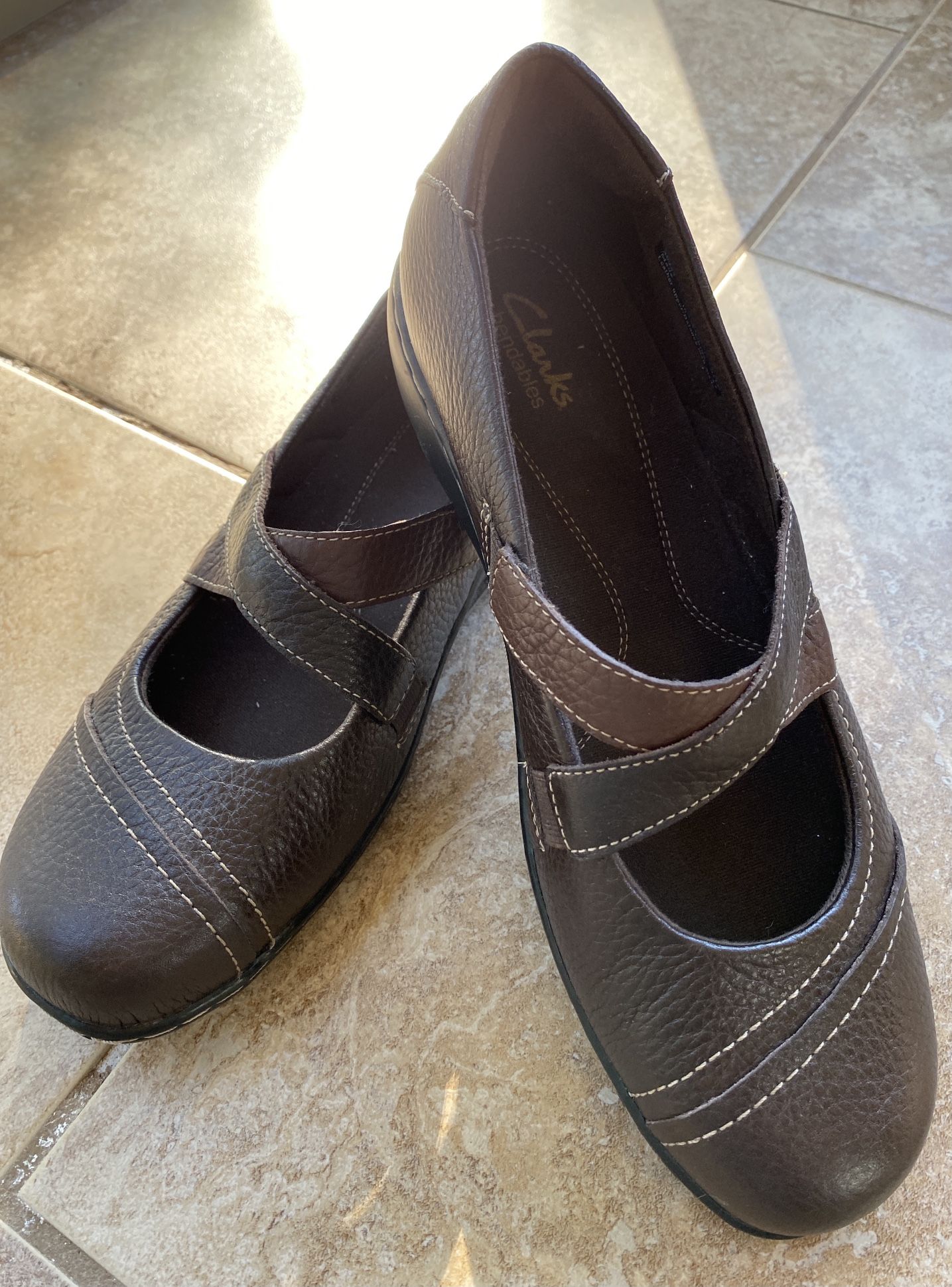 Clarks leather slip on shoes, ladies size 11