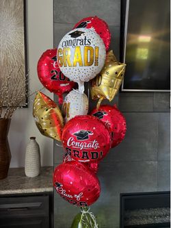 Graduation balloons filled with helium 10 total
