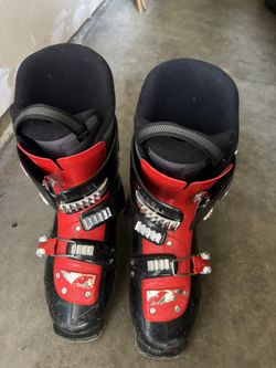 305 mm ski boots (kids boots) Nordica
