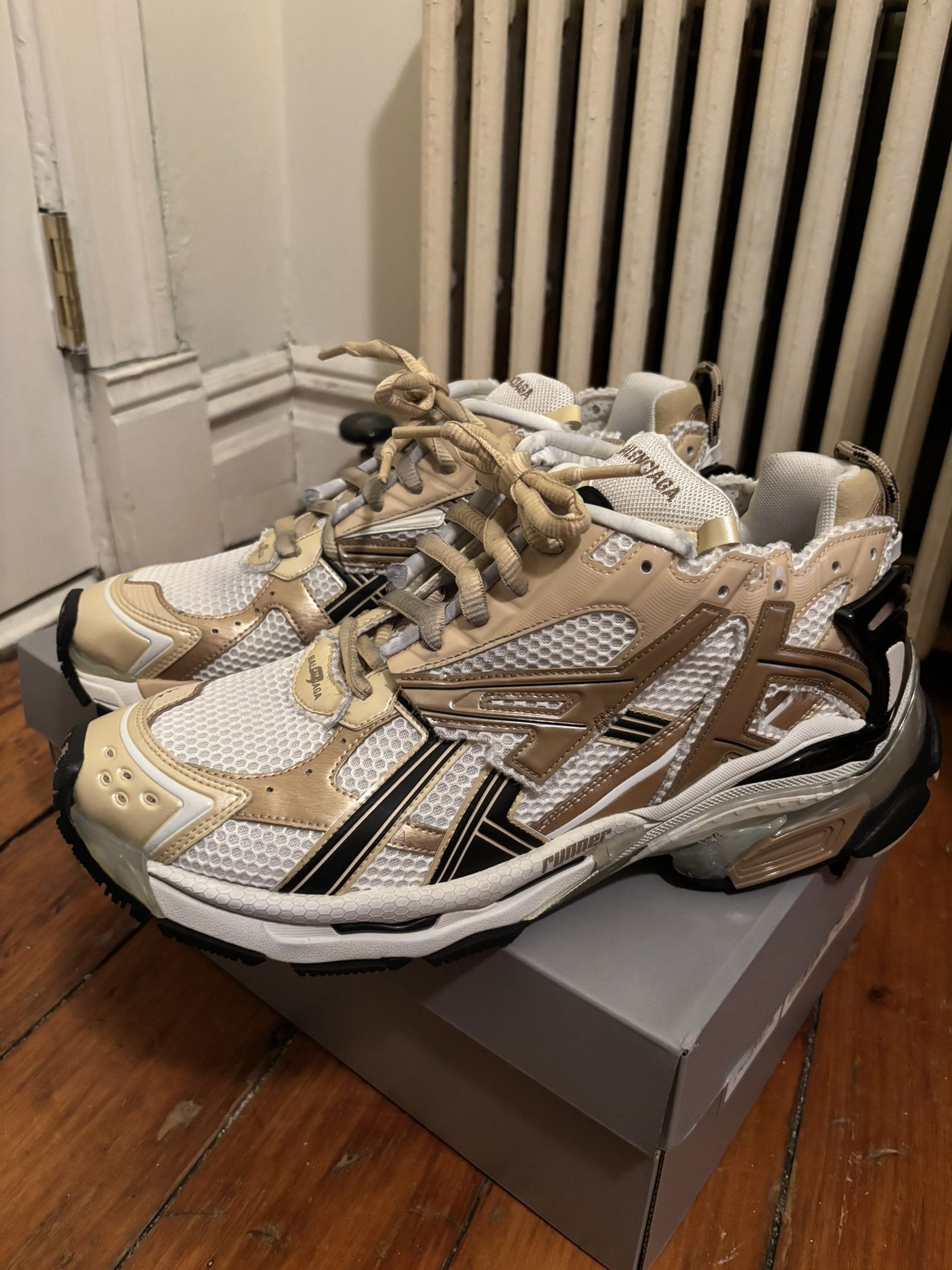 Balenciaga Runner Size 14 Brand New White Gold 