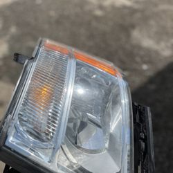 2019 Nissan Nv1500 Left Headlight