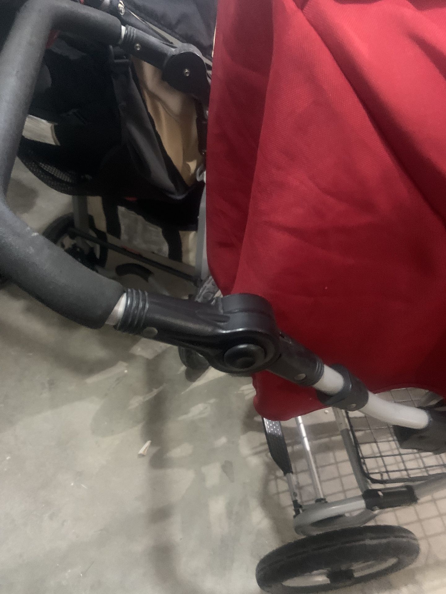 Bumble Ride Queen Bee Stroller/Pram