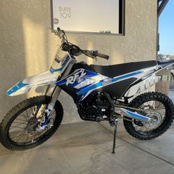 250cc  DLX  5 Speed Dirt Bike New On Sale At Turbopowersports $2099  We Offer Finance  