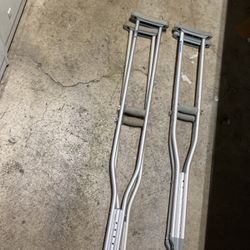 Crutches 