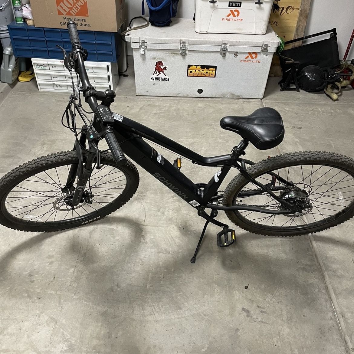 schwinn electric bicycle Regent 27.5" Adult Hybrid Bike depending on conditions Schwinn Parkwood Electric Hybrid Bike,