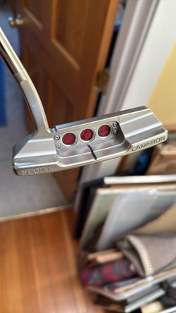 A Very Nice Scotty Cameron Select Newport 2.5 Putter 