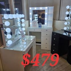 VANITY AND MIRROR SET SPECIAL FINANCING NOW AVAILABLE IS VERY EASY TO QUALIFY NO CREDIT CHECK