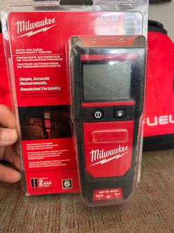 Milwuakee Auto Voltage/Continuity Tester Set
