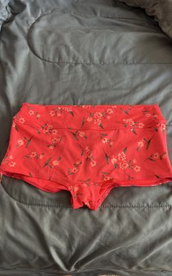 brand: Pink, coral, size L