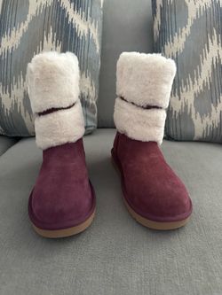 UGG