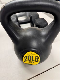 Free weights and kettle weight