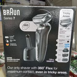 BRAUN Series 7 Band New $195