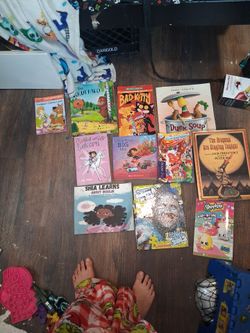 Children's Book Lot – 11 Books