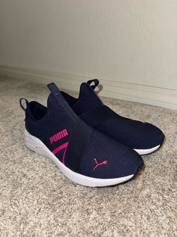 Women’s Puma Shoe