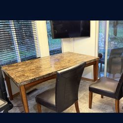 Granit Top Table 2 Chairs 