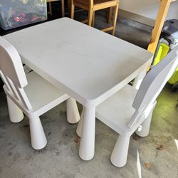 Kids Table + 2 Chairs