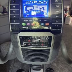 Free Motion 370 recumbent exercise bike
