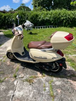 2024  Italica Bella 150cc