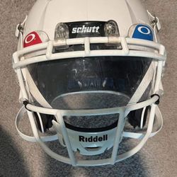 Schutt F7 Helmet 