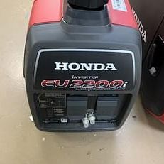 Honda EU2200 Generator 