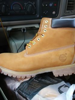 $69.99 size 7 & 8.5 only!!!!
