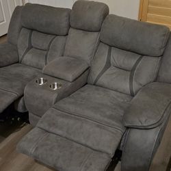 2-Seat Loveseat Couch