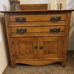 1920’s Antique Eastlake Victorian Style Oak Washstand