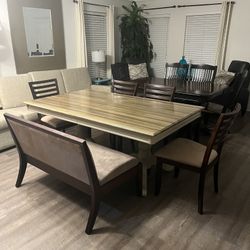 High Quality Like New Solid Wood Pedestal Dining Table for 6 - 8 (Comes with 4 Chairs)