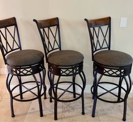 3 barstool